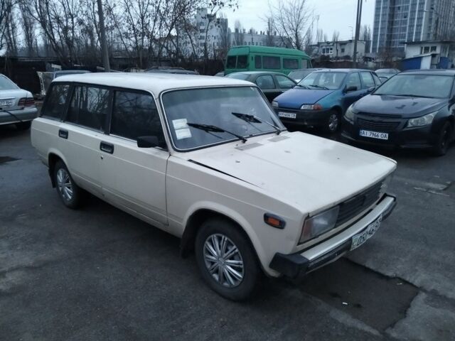 Бежевый ВАЗ 2104, объемом двигателя 0 л и пробегом 217 тыс. км за 582 $, фото 1 на Automoto.ua