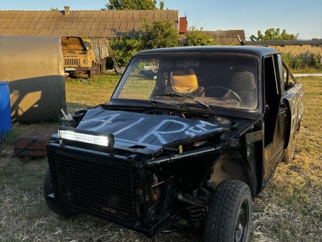 Черный ВАЗ 2104, объемом двигателя 1.3 л и пробегом 666 тыс. км за 200 $, фото 1 на Automoto.ua