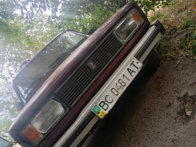 Черный ВАЗ 2104, объемом двигателя 7 л и пробегом 300 тыс. км за 800 $, фото 1 на Automoto.ua