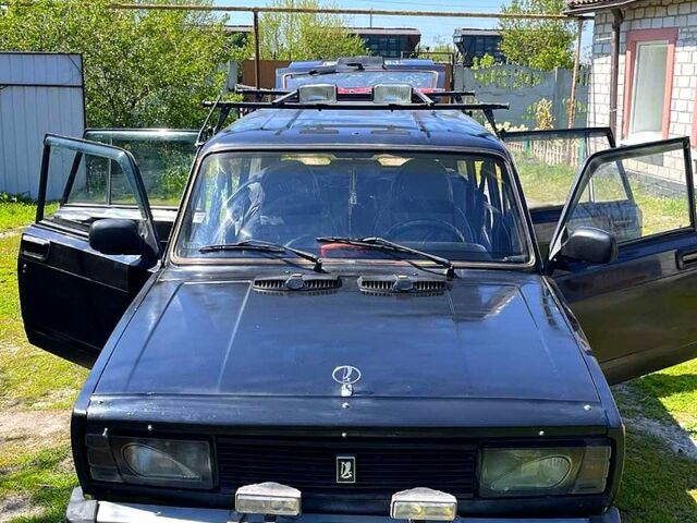 Черный ВАЗ 2104, объемом двигателя 1.5 л и пробегом 152 тыс. км за 1000 $, фото 1 на Automoto.ua