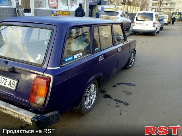 Фіолетовий ВАЗ 2104, об'ємом двигуна 1.5 л та пробігом 180 тис. км за 1050 $, фото 1 на Automoto.ua