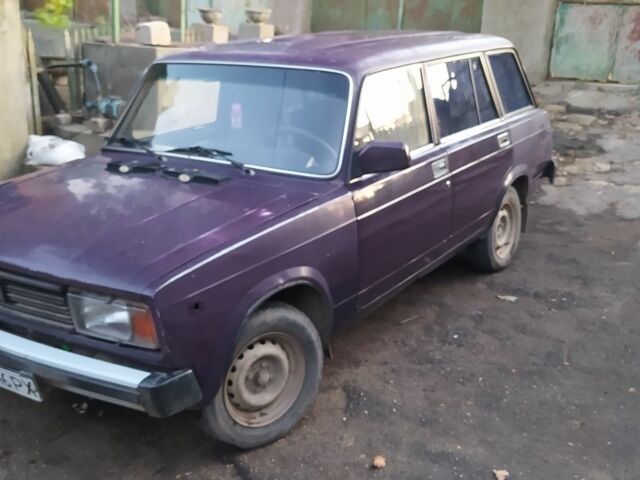 Фиолетовый ВАЗ 2104, объемом двигателя 1.5 л и пробегом 111 тыс. км за 600 $, фото 1 на Automoto.ua