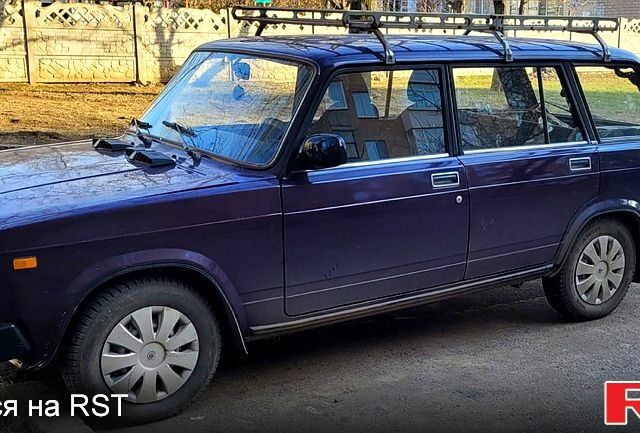 Фіолетовий ВАЗ 2104, об'ємом двигуна 1.5 л та пробігом 55 тис. км за 1400 $, фото 1 на Automoto.ua