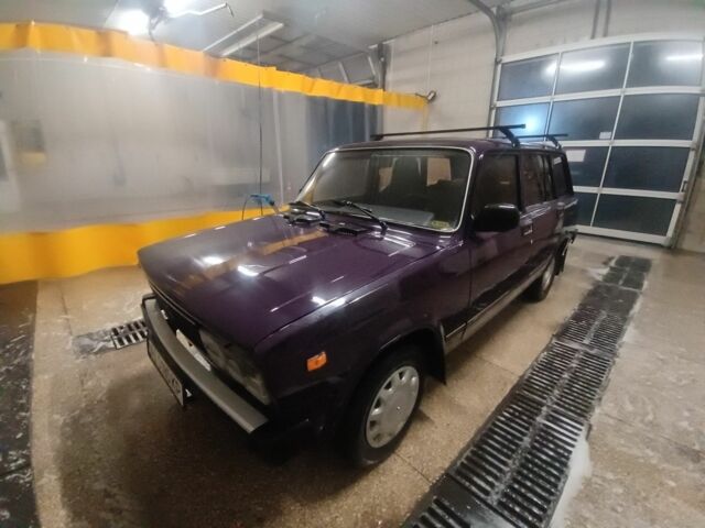 Фіолетовий ВАЗ 2104, об'ємом двигуна 1.5 л та пробігом 170 тис. км за 2000 $, фото 1 на Automoto.ua