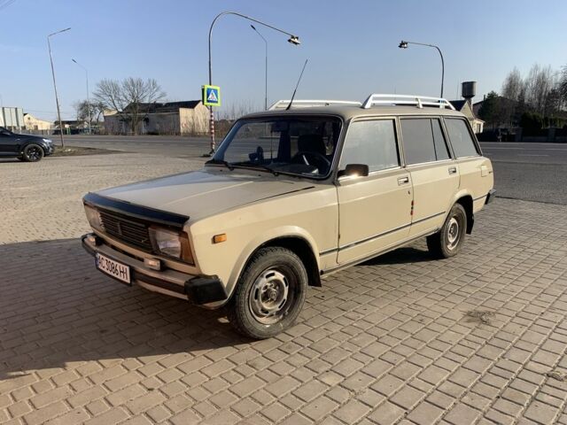 Коричневий ВАЗ 2104, об'ємом двигуна 1.5 л та пробігом 111 тис. км за 433 $, фото 1 на Automoto.ua