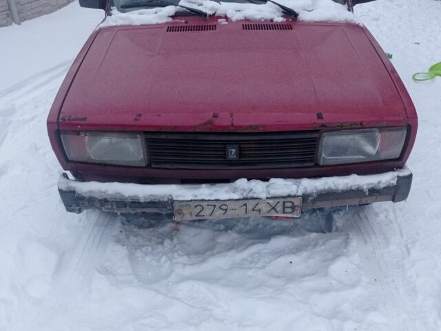 Красный ВАЗ 2104, объемом двигателя 0 л и пробегом 1000 тыс. км за 507 $, фото 1 на Automoto.ua