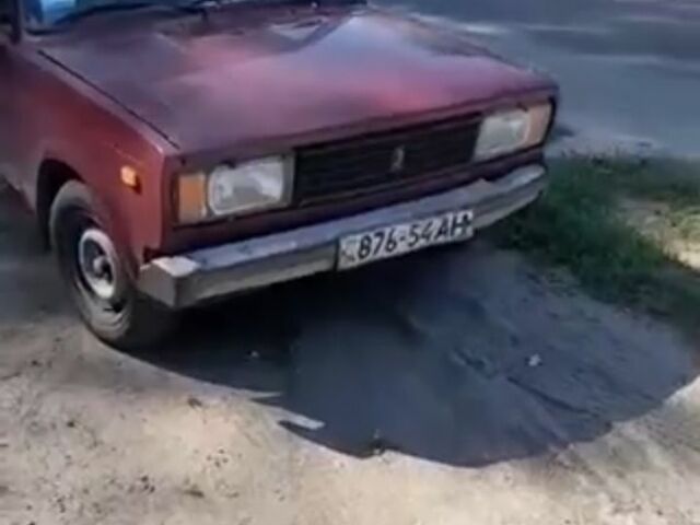 Красный ВАЗ 2104, объемом двигателя 0 л и пробегом 130 тыс. км за 558 $, фото 1 на Automoto.ua