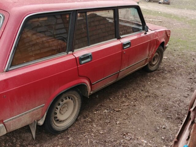 Красный ВАЗ 2104, объемом двигателя 0 л и пробегом 1000 тыс. км за 230 $, фото 1 на Automoto.ua