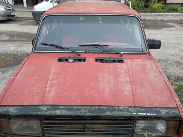 Красный ВАЗ 2104, объемом двигателя 0 л и пробегом 1 тыс. км за 128 $, фото 1 на Automoto.ua