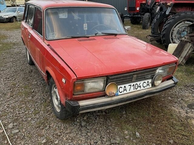 Красный ВАЗ 2104, объемом двигателя 1.5 л и пробегом 150 тыс. км за 268 $, фото 1 на Automoto.ua