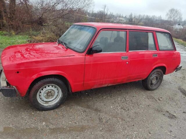 Красный ВАЗ 2104, объемом двигателя 1.3 л и пробегом 80 тыс. км за 500 $, фото 1 на Automoto.ua
