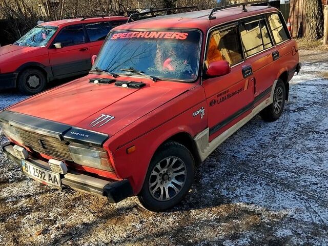 Червоний ВАЗ 2104, об'ємом двигуна 1.5 л та пробігом 200 тис. км за 900 $, фото 1 на Automoto.ua