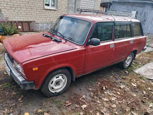 Красный ВАЗ 2104, объемом двигателя 1.5 л и пробегом 170 тыс. км за 930 $, фото 1 на Automoto.ua