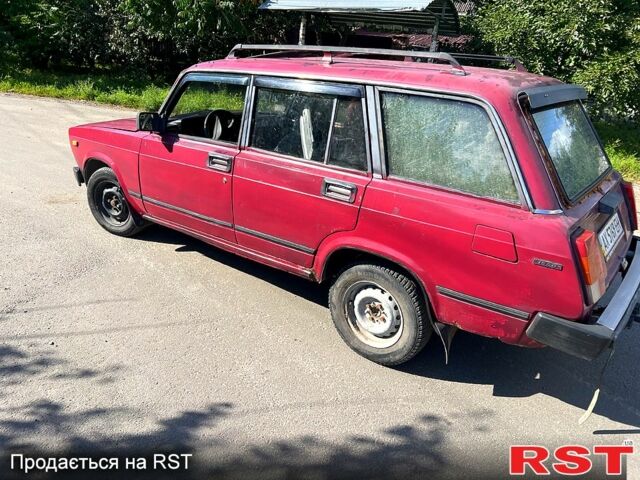 Красный ВАЗ 2104, объемом двигателя 1.5 л и пробегом 250 тыс. км за 250 $, фото 1 на Automoto.ua