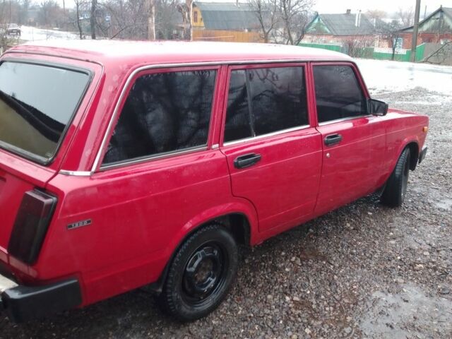 Красный ВАЗ 2104, объемом двигателя 1.3 л и пробегом 346 тыс. км за 600 $, фото 1 на Automoto.ua