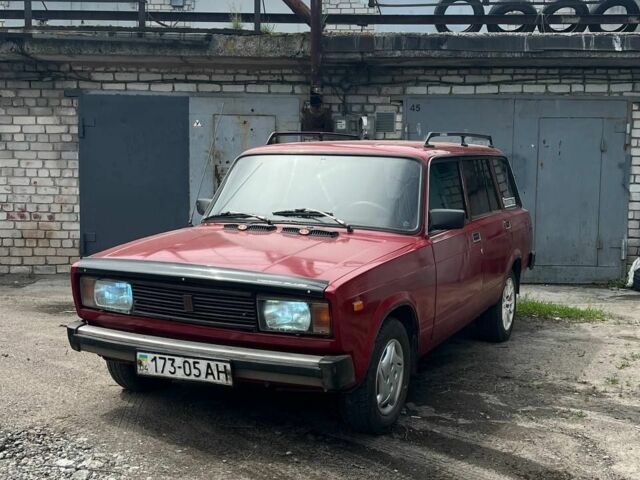 Красный ВАЗ 2104, объемом двигателя 1 л и пробегом 600 тыс. км за 898 $, фото 1 на Automoto.ua