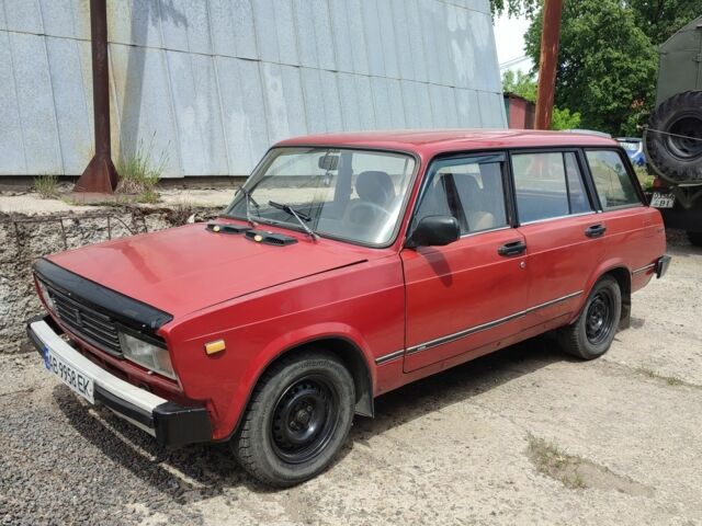 Красный ВАЗ 2104, объемом двигателя 0 л и пробегом 45 тыс. км за 650 $, фото 1 на Automoto.ua