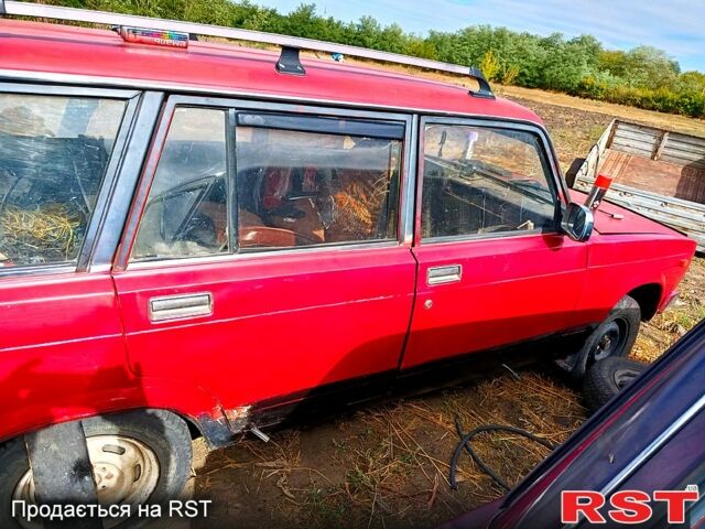 Красный ВАЗ 2104, объемом двигателя 1.5 л и пробегом 36 тыс. км за 600 $, фото 1 на Automoto.ua