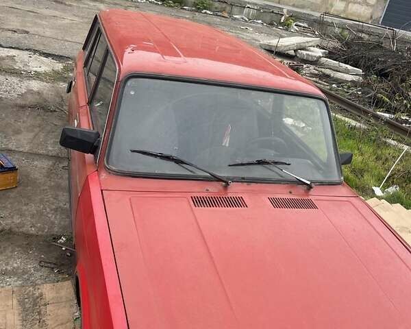 Красный ВАЗ 2104, объемом двигателя 1.5 л и пробегом 286 тыс. км за 561 $, фото 1 на Automoto.ua