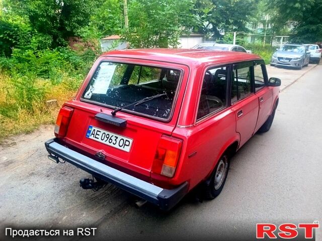Красный ВАЗ 2104, объемом двигателя 1.3 л и пробегом 300 тыс. км за 1100 $, фото 1 на Automoto.ua