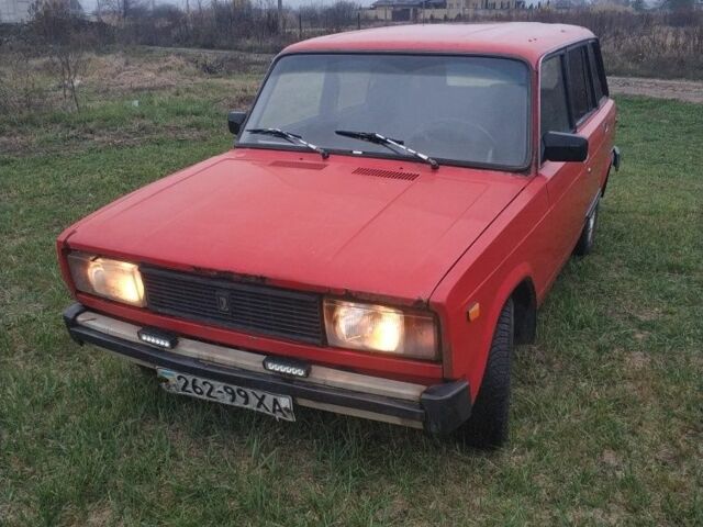 Красный ВАЗ 2104, объемом двигателя 1.3 л и пробегом 20 тыс. км за 572 $, фото 1 на Automoto.ua