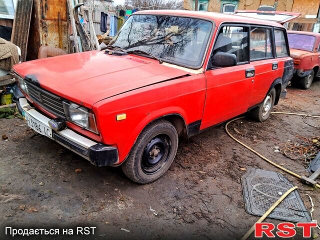 Красный ВАЗ 2104, объемом двигателя 1.5 л и пробегом 230 тыс. км за 400 $, фото 1 на Automoto.ua