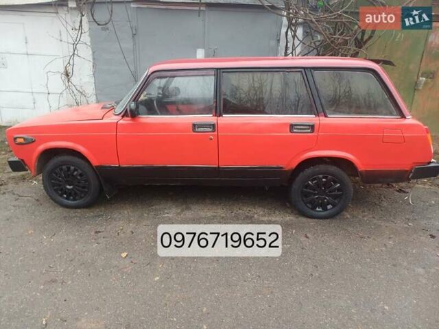 Красный ВАЗ 2104, объемом двигателя 1.5 л и пробегом 200 тыс. км за 520 $, фото 1 на Automoto.ua