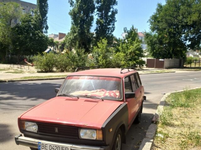 Красный ВАЗ 2104, объемом двигателя 1.5 л и пробегом 95 тыс. км за 597 $, фото 1 на Automoto.ua