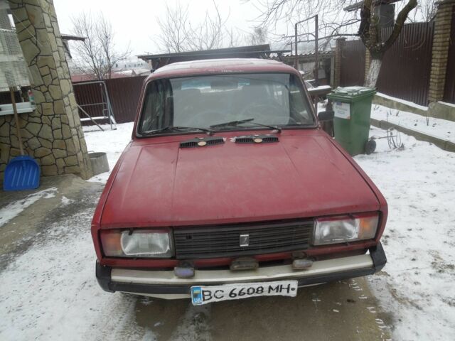 Красный ВАЗ 2104, объемом двигателя 1.5 л и пробегом 5 тыс. км за 687 $, фото 1 на Automoto.ua