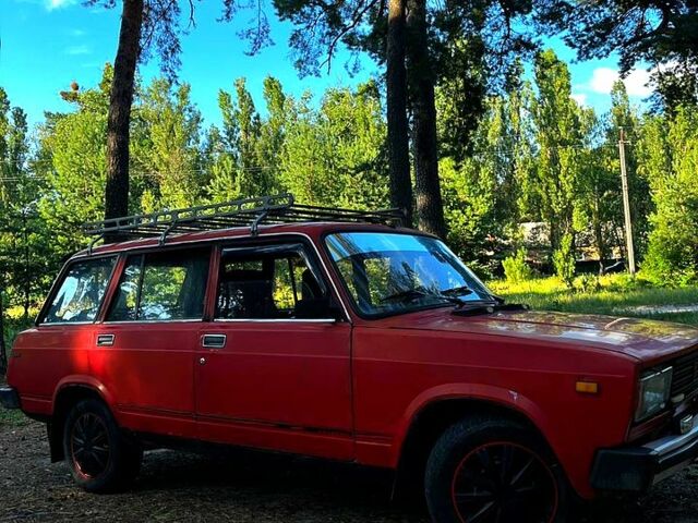 Красный ВАЗ 2104, объемом двигателя 1.3 л и пробегом 120 тыс. км за 1000 $, фото 1 на Automoto.ua