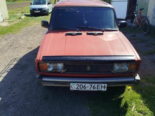 Красный ВАЗ 2104, объемом двигателя 0 л и пробегом 200 тыс. км за 550 $, фото 1 на Automoto.ua
