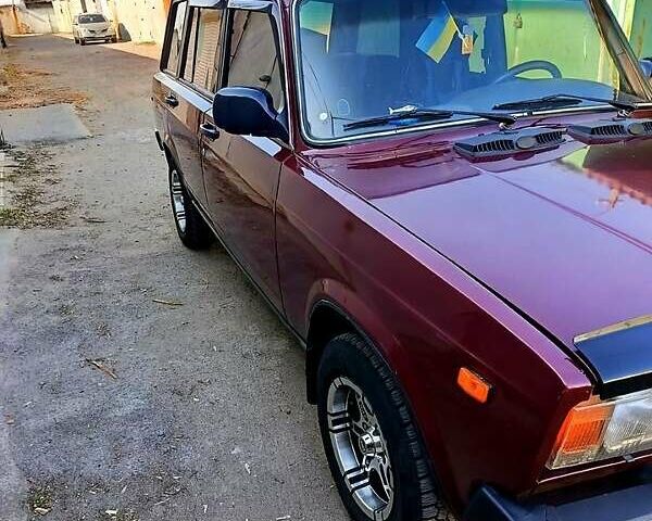 Красный ВАЗ 2104, объемом двигателя 1.5 л и пробегом 100 тыс. км за 1500 $, фото 1 на Automoto.ua