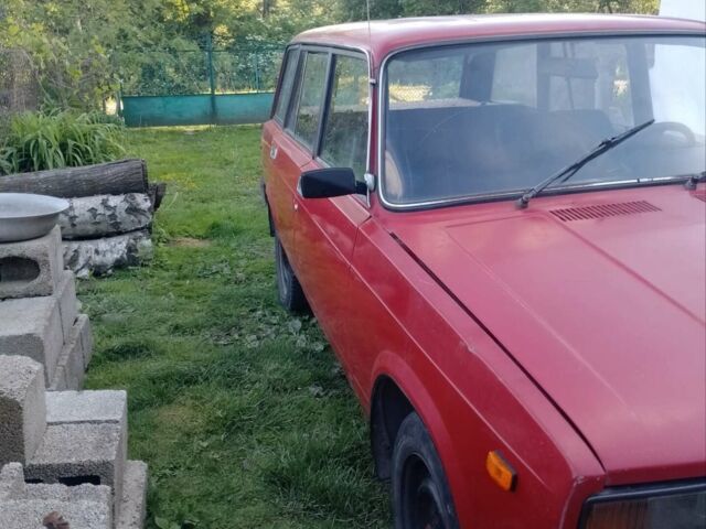 Красный ВАЗ 2104, объемом двигателя 1.5 л и пробегом 100 тыс. км за 550 $, фото 1 на Automoto.ua