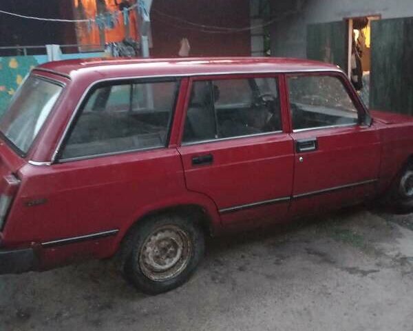 Красный ВАЗ 2104, объемом двигателя 1.5 л и пробегом 100 тыс. км за 700 $, фото 1 на Automoto.ua