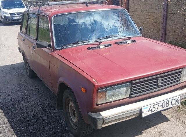Красный ВАЗ 2104, объемом двигателя 1 л и пробегом 69 тыс. км за 850 $, фото 1 на Automoto.ua