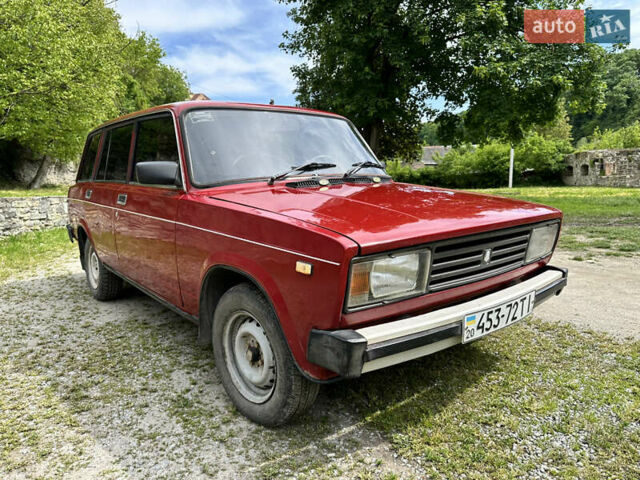 Красный ВАЗ 2104, объемом двигателя 1.5 л и пробегом 180 тыс. км за 900 $, фото 1 на Automoto.ua