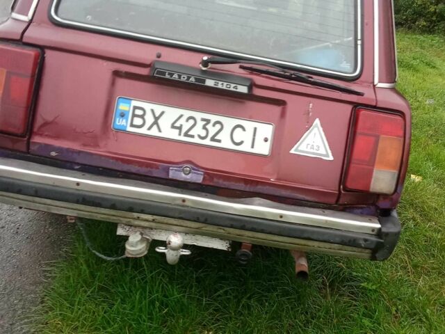Красный ВАЗ 2104, объемом двигателя 0 л и пробегом 150 тыс. км за 292 $, фото 1 на Automoto.ua
