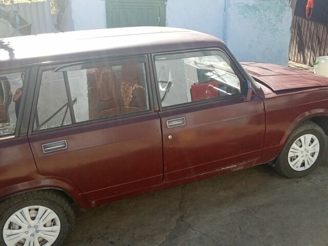 Красный ВАЗ 2104, объемом двигателя 0 л и пробегом 90 тыс. км за 597 $, фото 1 на Automoto.ua