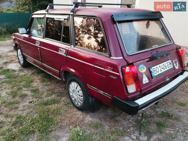 Красный ВАЗ 2104, объемом двигателя 1.5 л и пробегом 169 тыс. км за 1050 $, фото 1 на Automoto.ua