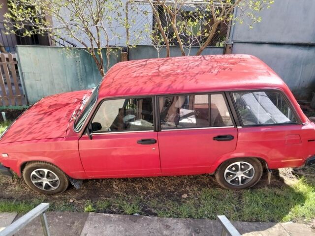 Красный ВАЗ 2104, объемом двигателя 1.5 л и пробегом 47 тыс. км за 1400 $, фото 1 на Automoto.ua
