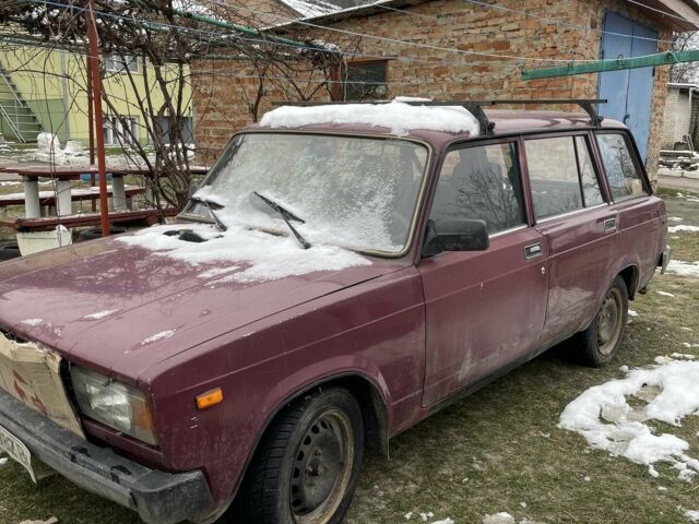 Красный ВАЗ 2104, объемом двигателя 1.45 л и пробегом 200 тыс. км за 950 $, фото 1 на Automoto.ua