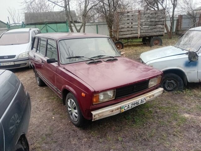 Красный ВАЗ 2104, объемом двигателя 1.5 л и пробегом 123 тыс. км за 565 $, фото 1 на Automoto.ua