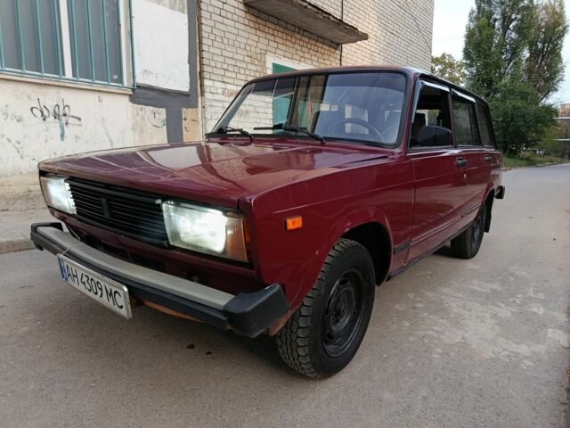 Красный ВАЗ 2104, объемом двигателя 1.5 л и пробегом 143 тыс. км за 854 $, фото 1 на Automoto.ua