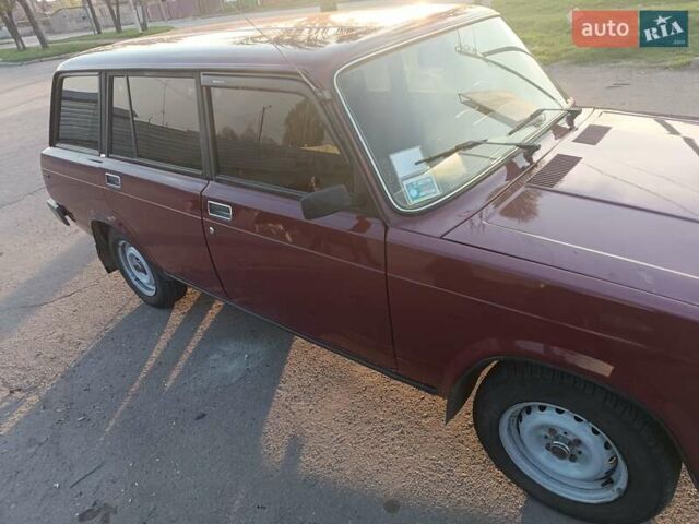 Красный ВАЗ 2104, объемом двигателя 1.45 л и пробегом 101 тыс. км за 2100 $, фото 1 на Automoto.ua