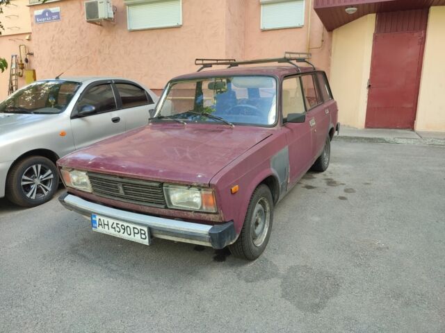Красный ВАЗ 2104, объемом двигателя 1.5 л и пробегом 25 тыс. км за 1100 $, фото 1 на Automoto.ua