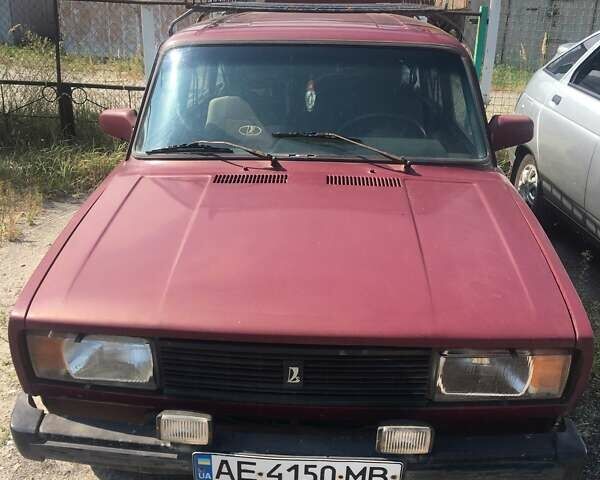 Красный ВАЗ 2104, объемом двигателя 1.5 л и пробегом 300 тыс. км за 900 $, фото 1 на Automoto.ua