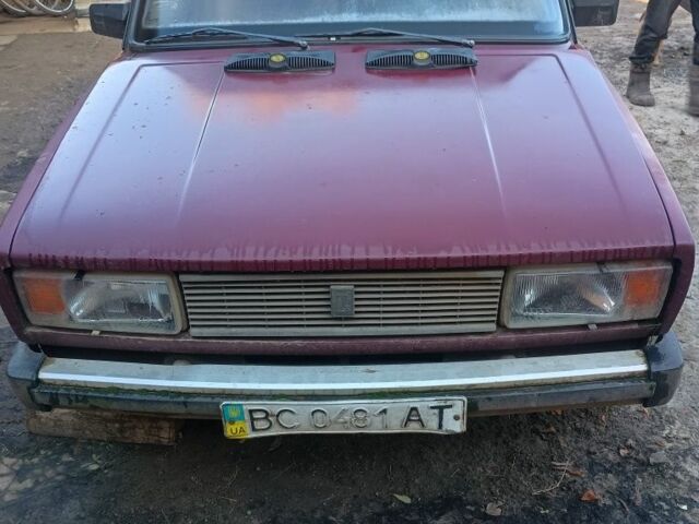 Красный ВАЗ 2104, объемом двигателя 1 л и пробегом 200 тыс. км за 250 $, фото 1 на Automoto.ua