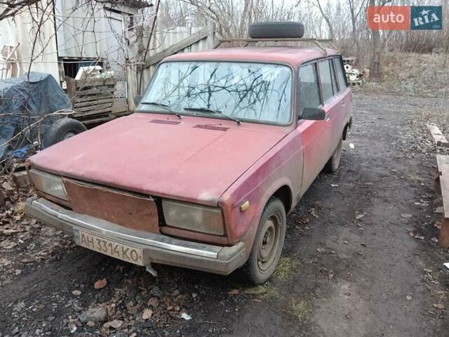Красный ВАЗ 2104, объемом двигателя 1.45 л и пробегом 100 тыс. км за 647 $, фото 1 на Automoto.ua