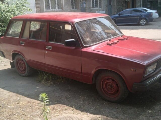 Красный ВАЗ 2104, объемом двигателя 1.5 л и пробегом 170 тыс. км за 1079 $, фото 1 на Automoto.ua