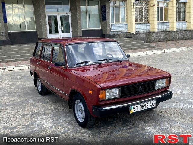 Червоний ВАЗ 2104, об'ємом двигуна 1.5 л та пробігом 71 тис. км за 1999 $, фото 1 на Automoto.ua